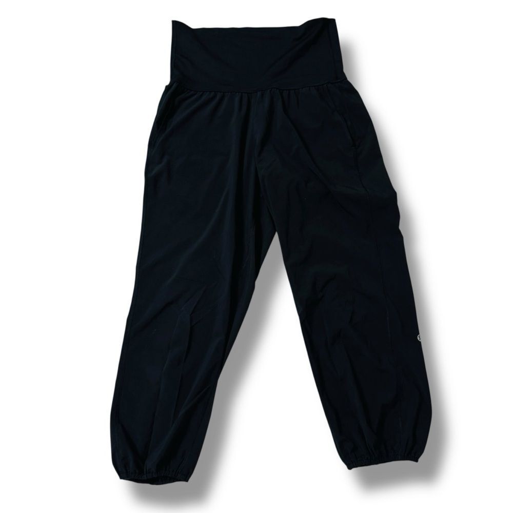 Lululemon Astro Baggy Capri Pants Size 8 Black Yoga Lounge Cropped Pants